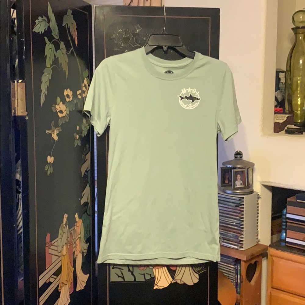 Green maui and sons tee